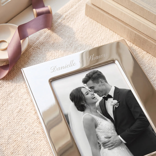 Memorra Pure 5x7 Picture Frame lifetime engraving