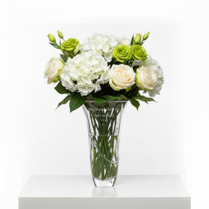 Vera Wang Wedgwood Love Knots Vase, 10"